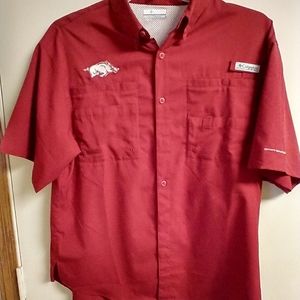 Columbia Arkansas Razorbacks PFG vented fishing shirt size medium